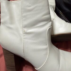 Classic White Leather-Look Block Heel Ankle Boots